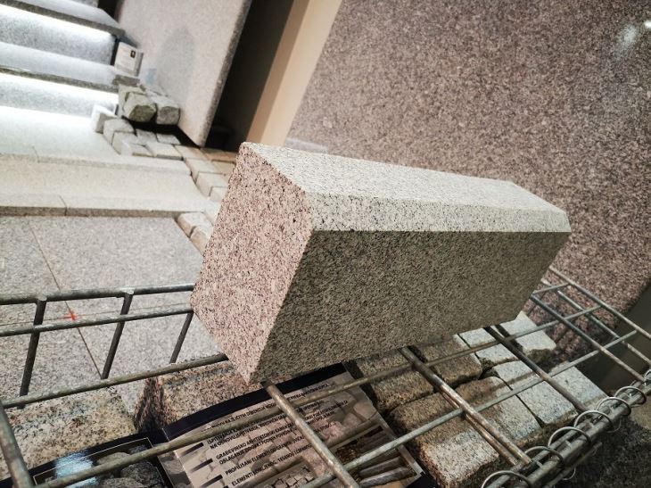 chamfering kerbs (2)